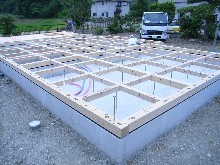 エイトフレーム工法にモノコック工法をプラス